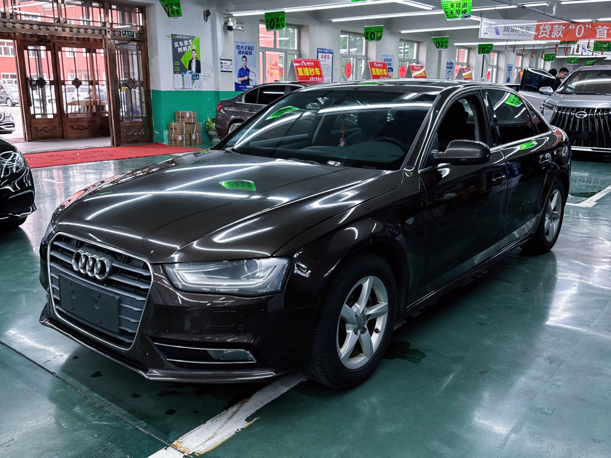 奧迪 奧迪A4L  2015款 35 TFSI 自動標準型圖片
