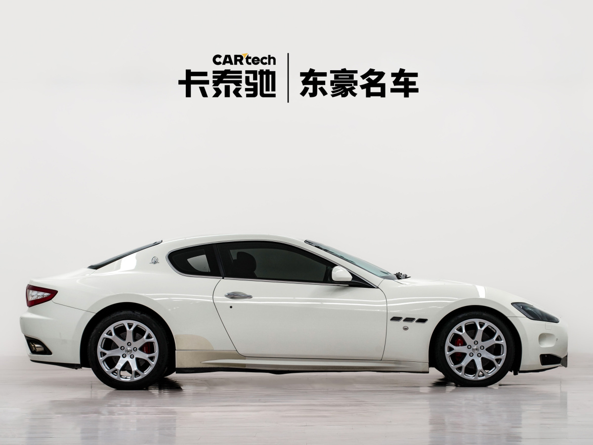 瑪莎拉蒂 GranTurismo  2007款 4.2L 標(biāo)準(zhǔn)版圖片