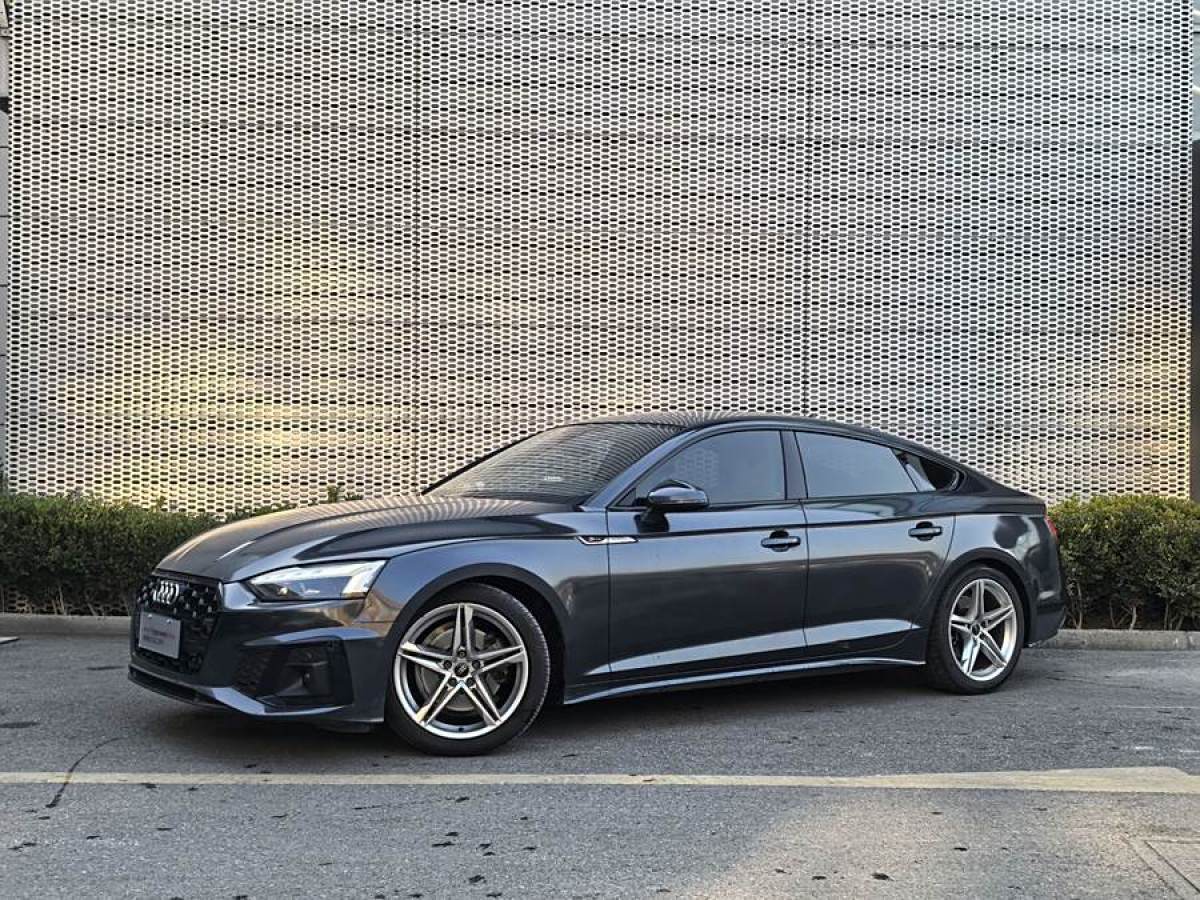 奧迪 奧迪A5  2023款 Sportback 40 TFSI 時(shí)尚動(dòng)感型圖片