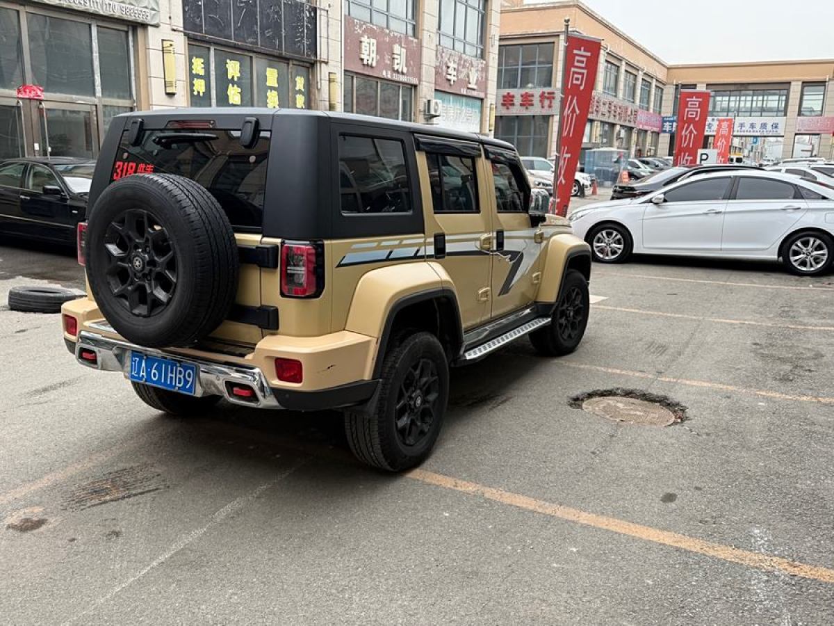 北京 BJ40  2019款  2.3T 自動四驅(qū)環(huán)塔冠軍版 國VI圖片