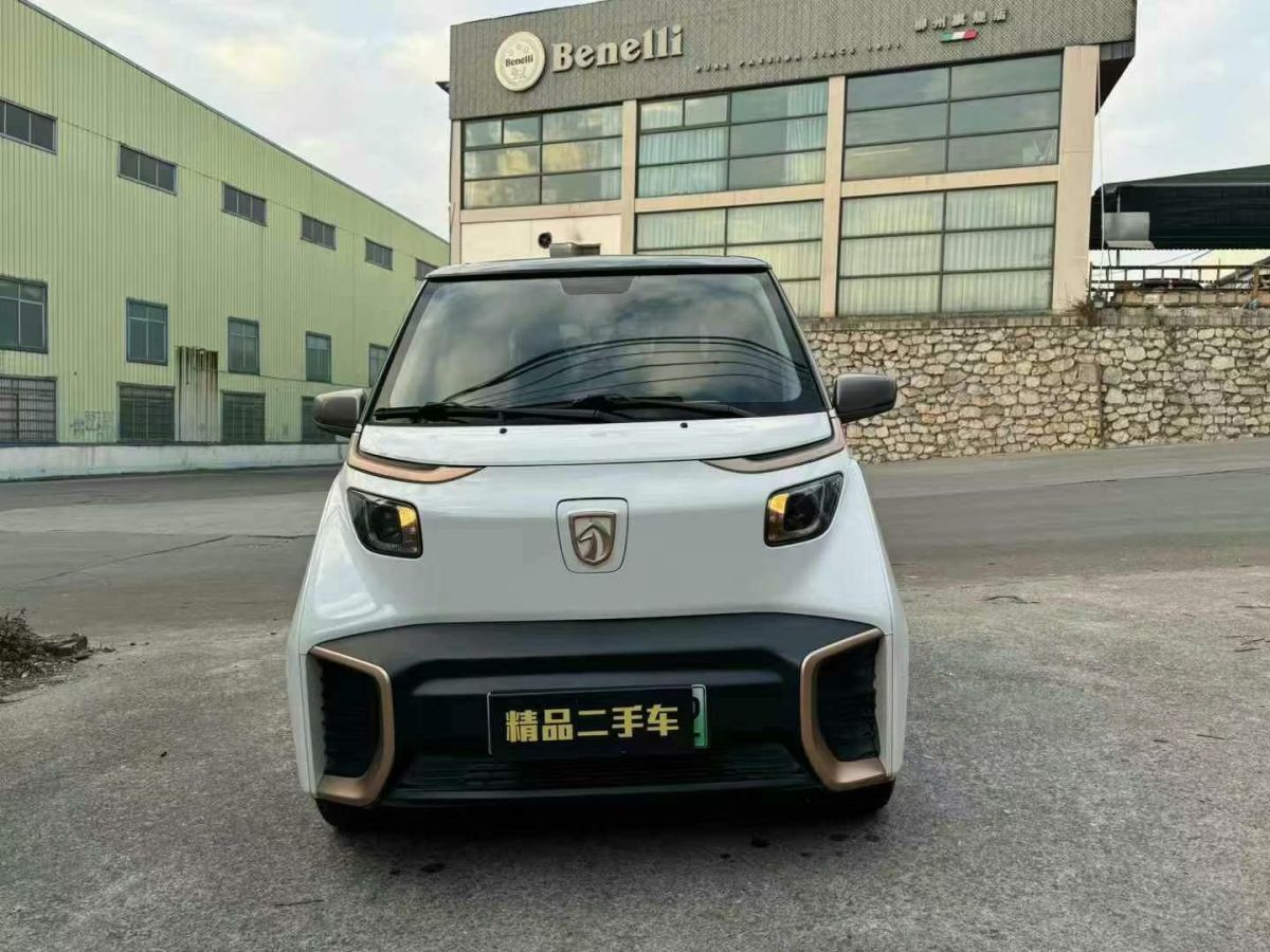 寶駿 E200 圖片