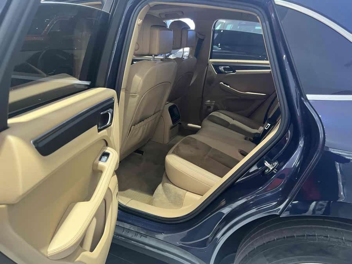 保時(shí)捷 Macan  2014款 Macan 2.0T圖片
