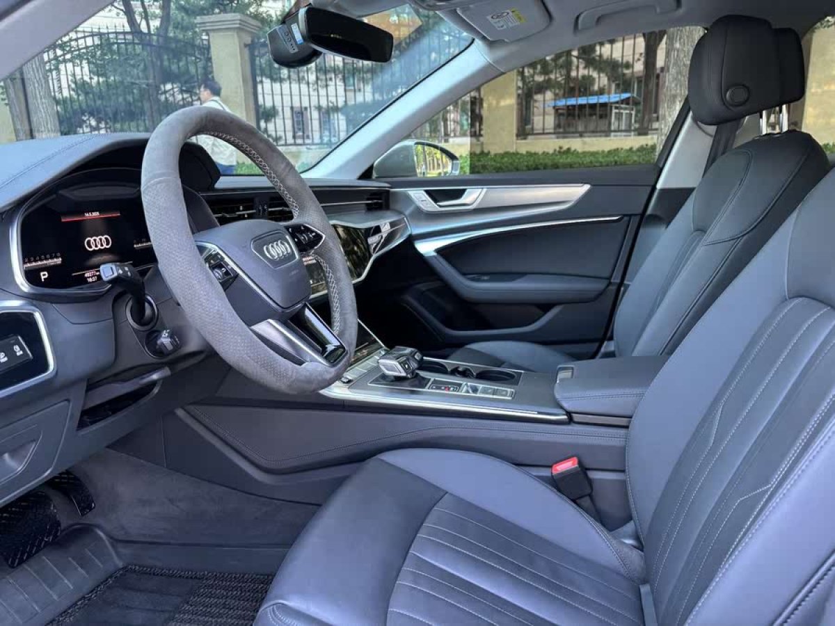 奧迪 奧迪A6  2022款 allroad quattro 探索家 55 TFSI 尊享越野型圖片