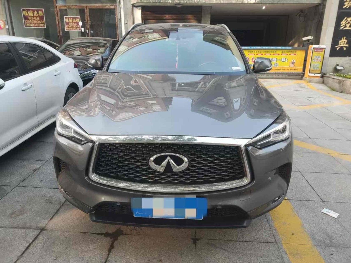 2020年1月英菲尼迪 QX50  2020款 改款 2.0T 兩驅時尚版