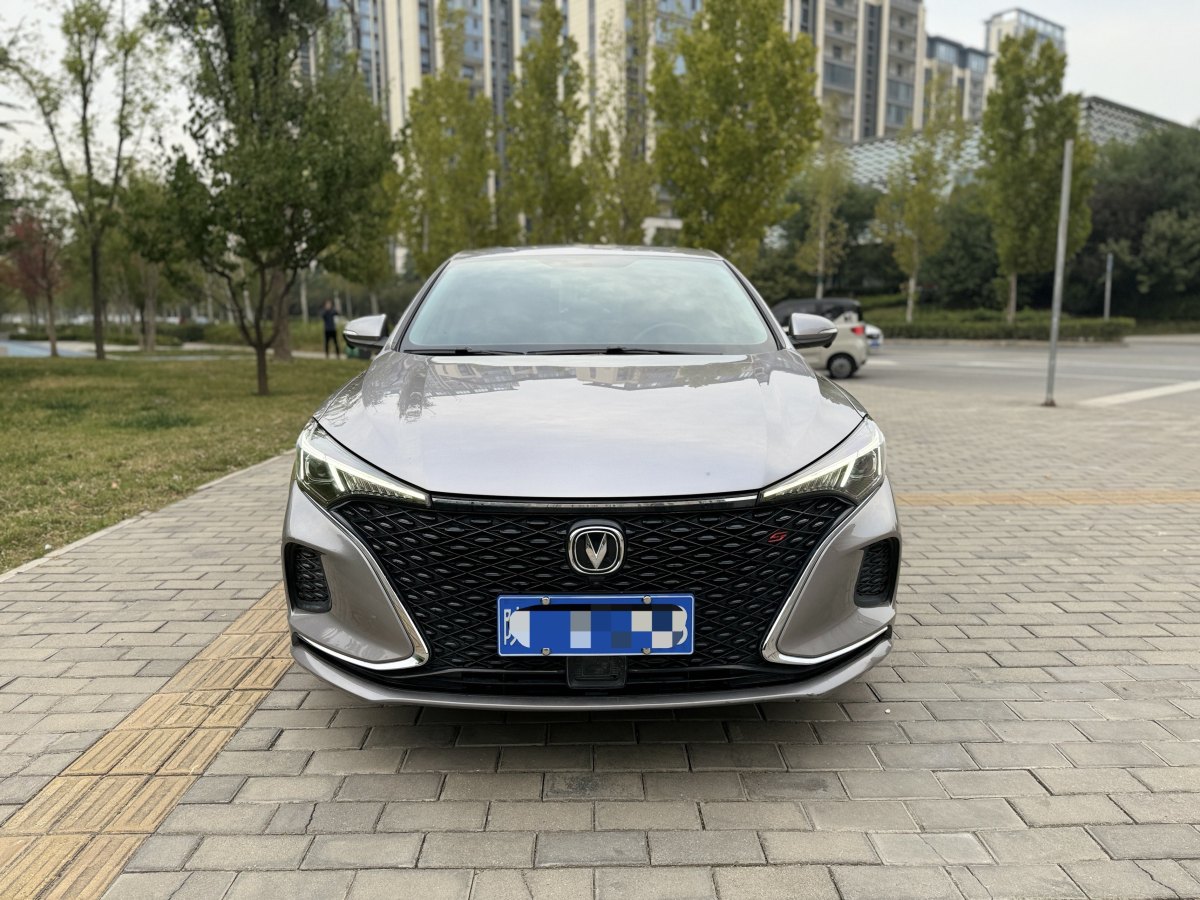 長(zhǎng)安 逸動(dòng)  2020款 PLUS 藍(lán)鯨NE 1.4T GDI DCT旗艦型圖片