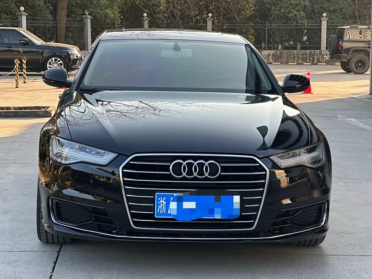 奧迪 奧迪A4L  2018款 30周年年型 30 TFSI 進(jìn)取型圖片