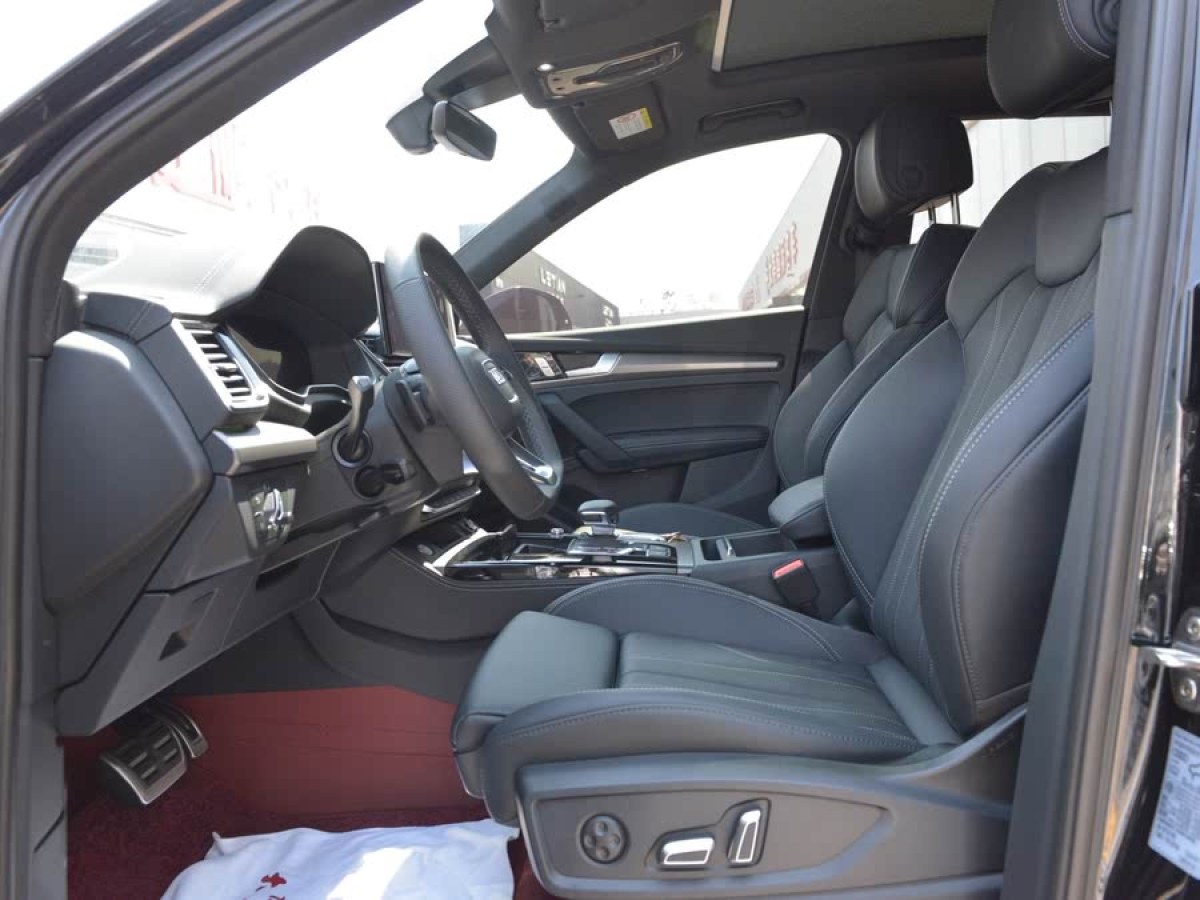 奧迪 奧迪Q5L  2025款 45 TFSI 豪華動感型圖片