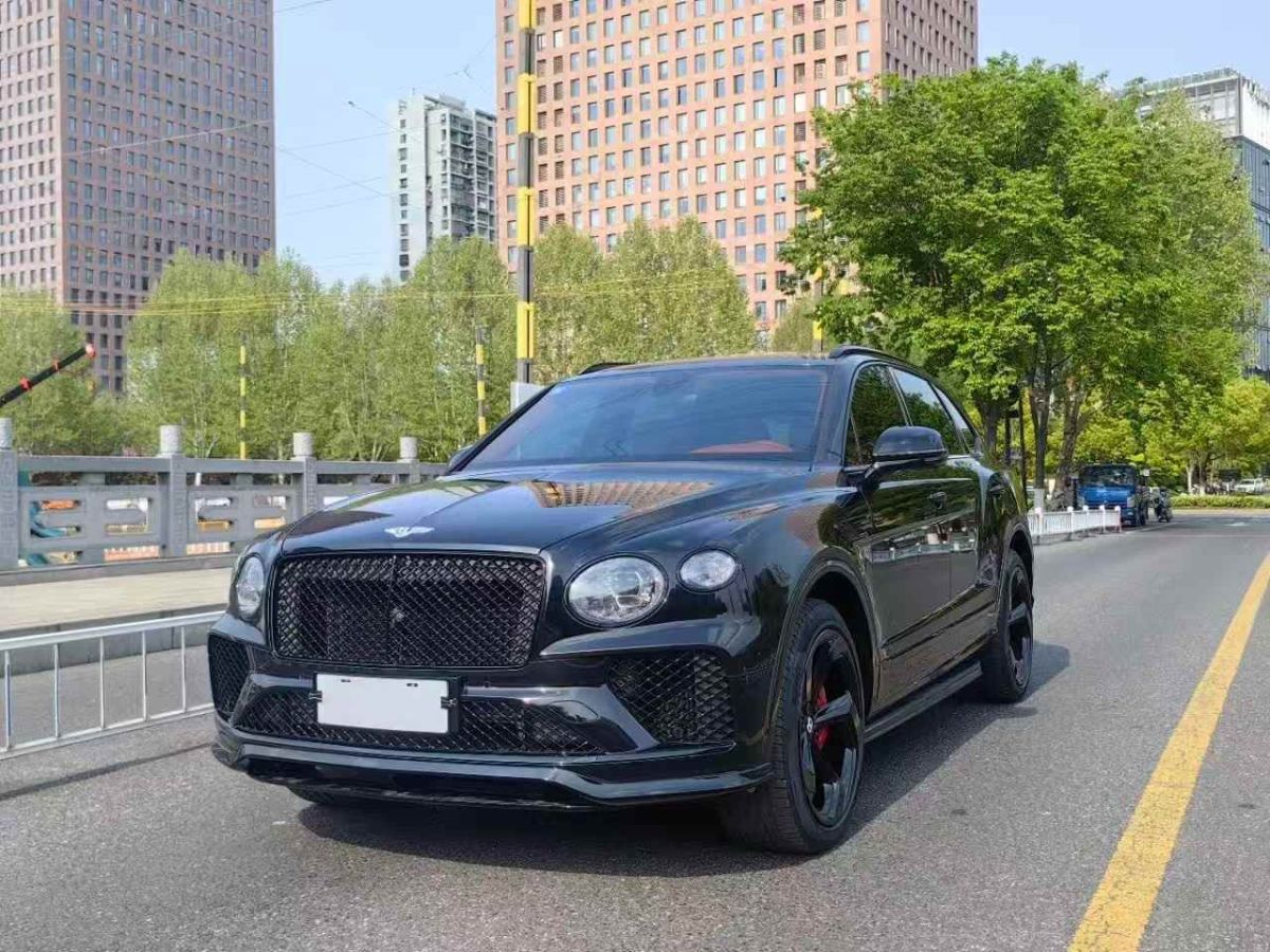 賓利 添越  2023款 4.0T V8 長軸距版圖片
