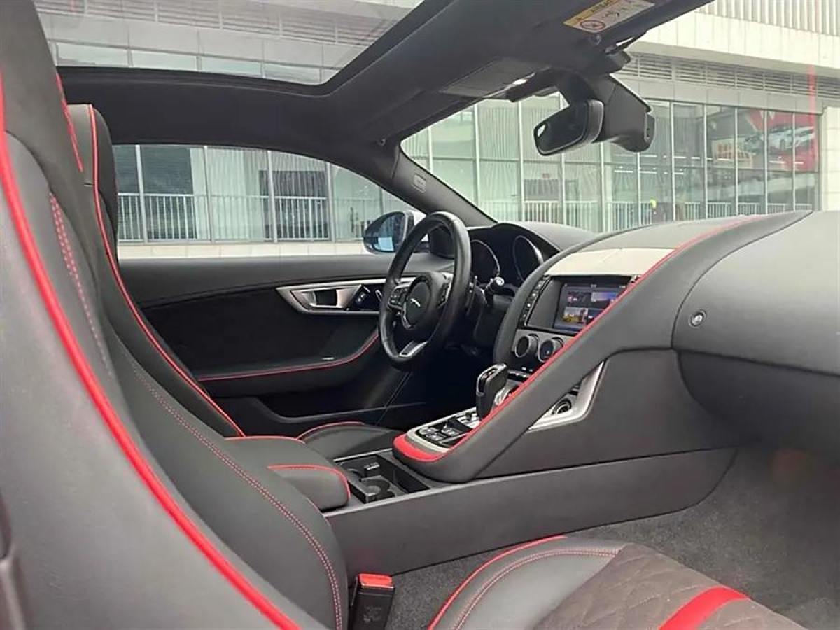 捷豹 F-TYPE  2016款 3.0T 硬頂版圖片