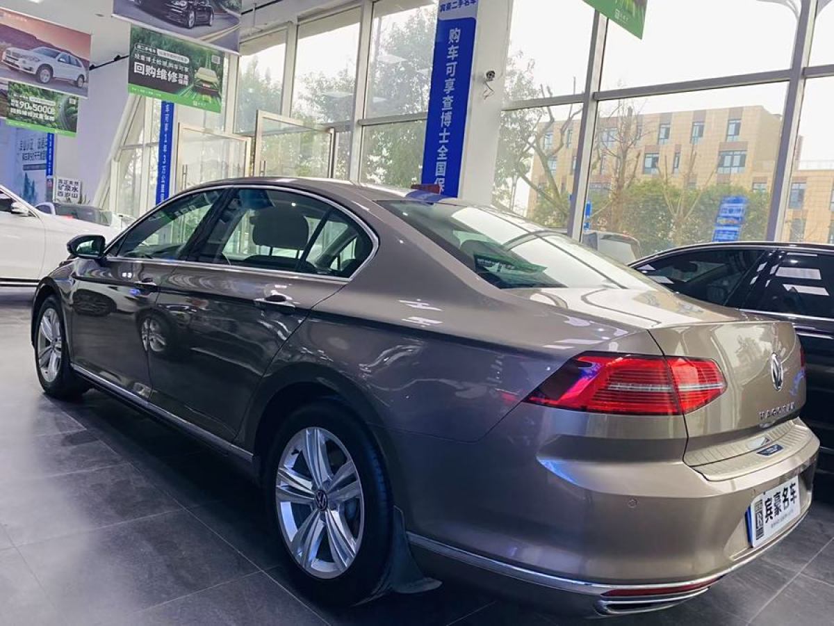 大眾 邁騰  2018款 改款 330TSI DSG 豪華型圖片