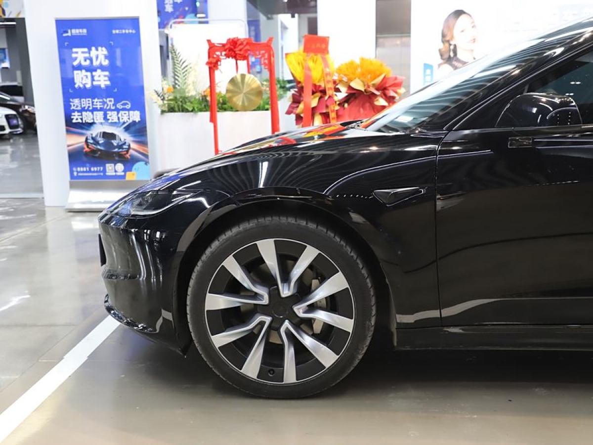 特斯拉 Model Y  2023款 后輪驅(qū)動(dòng)版圖片