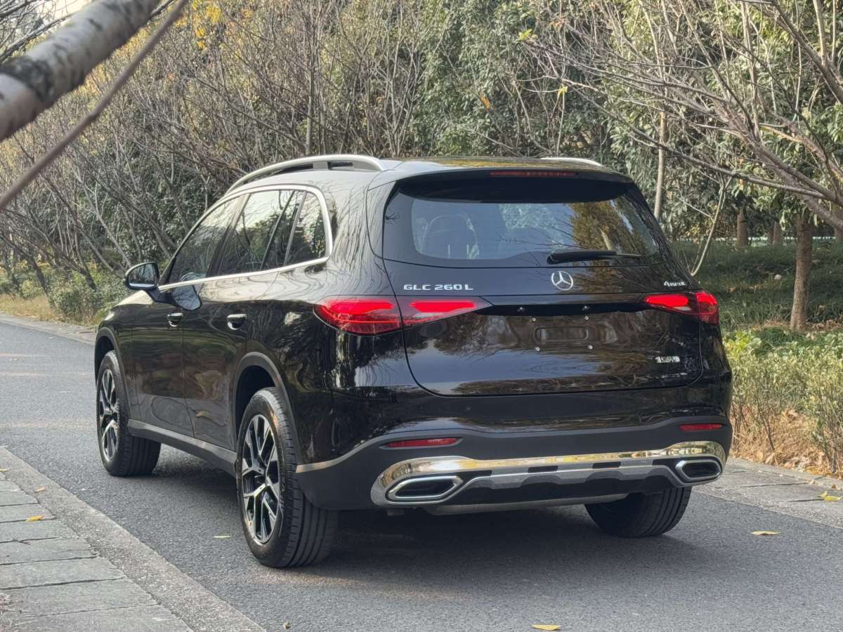 奔馳 奔馳GLC  2023款 GLC 260 L 4MATIC 動(dòng)感型 5座圖片