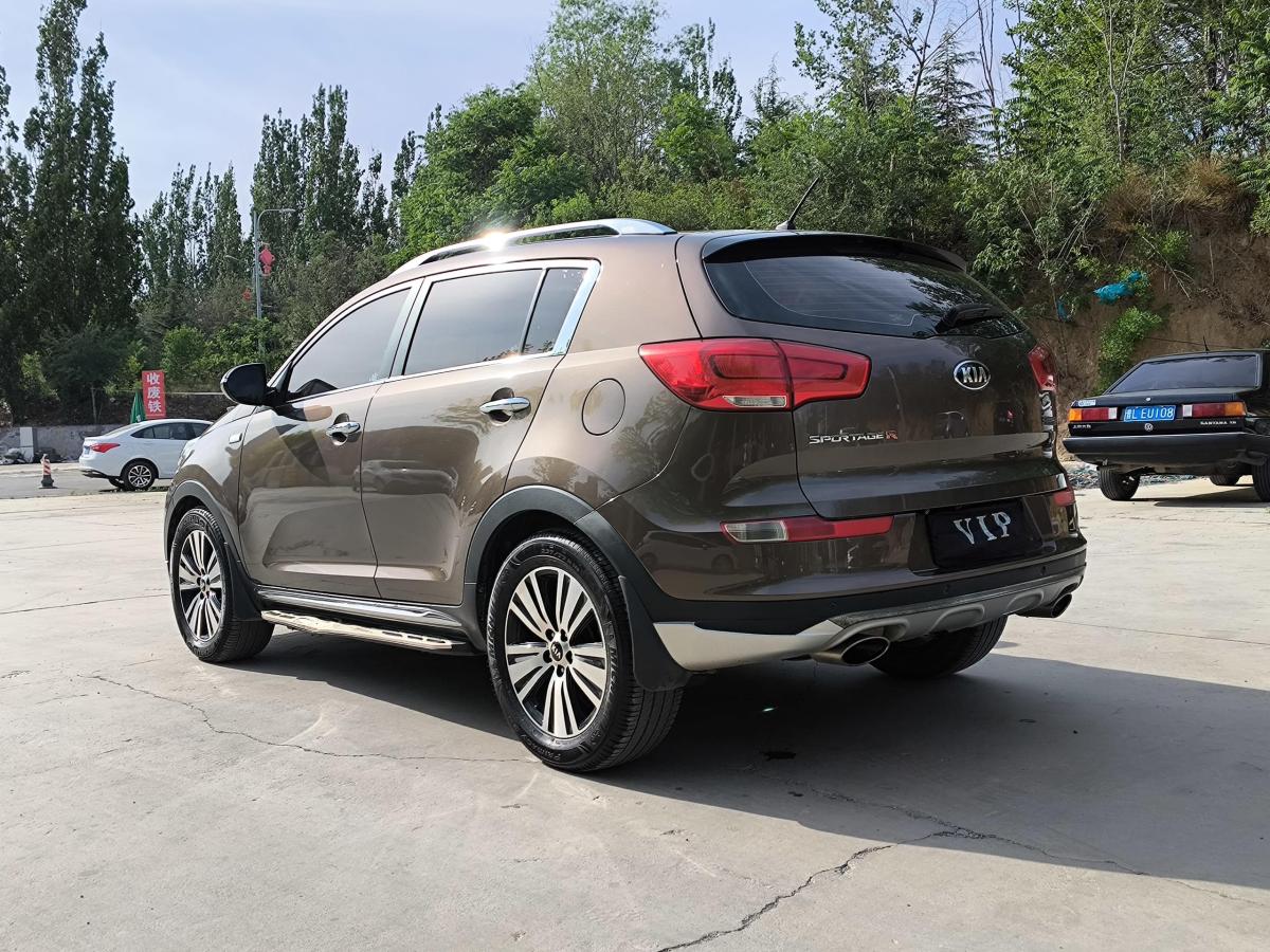 起亞 智跑  2015款 2.0L 自動(dòng)兩驅(qū)版DLX圖片