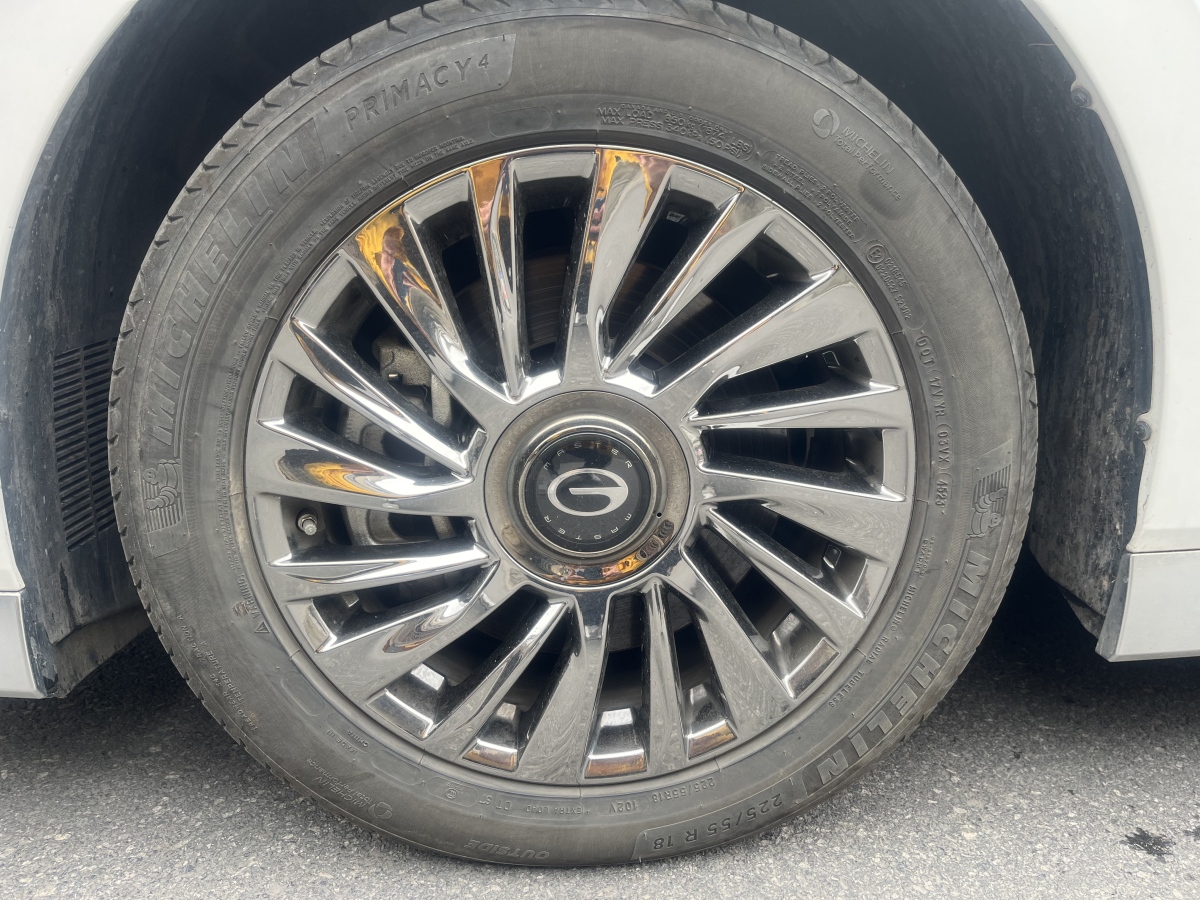 廣汽傳祺 M8  2023款 宗師系列 400T 自動(dòng)至尊圖片
