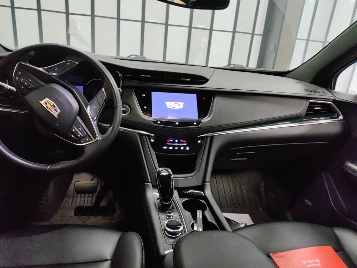 凱迪拉克 XT5  2021款 2.0T 兩驅(qū)豪華型圖片