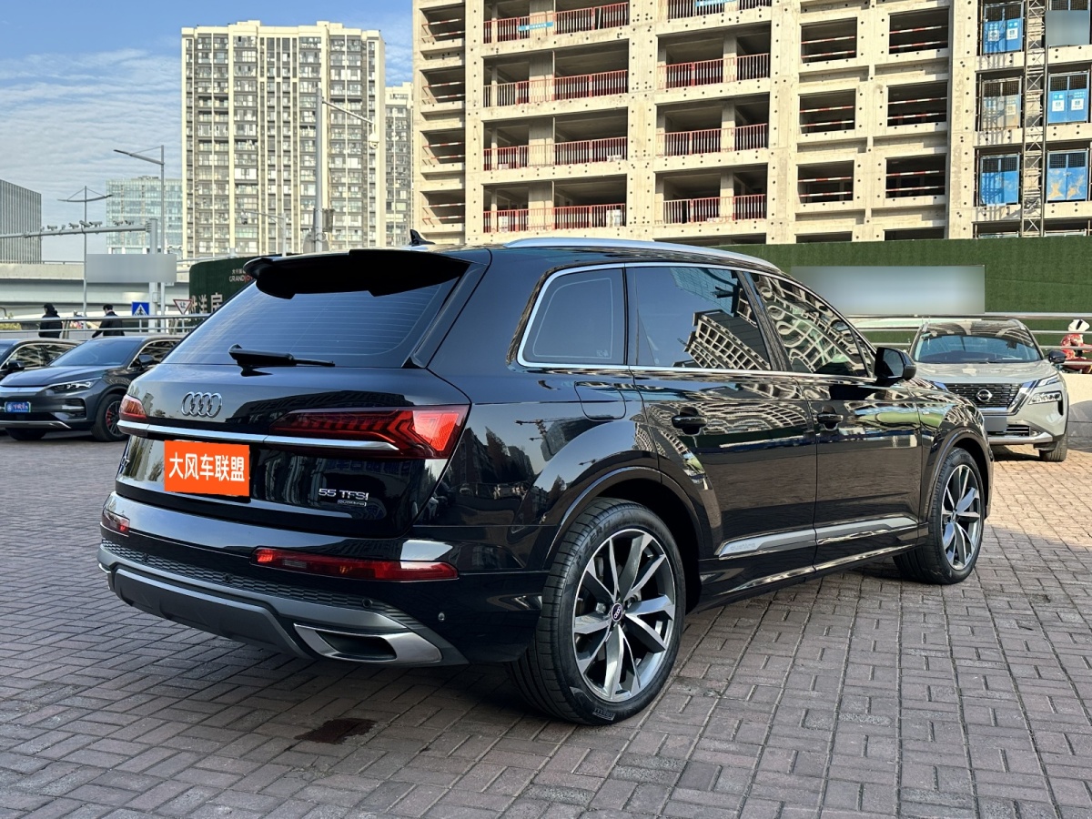 奧迪 奧迪Q7  2024款 55 TFSI quattro S line運動型圖片