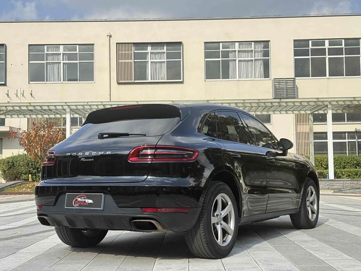 保時(shí)捷 Macan  2016款 Macan 2.0T圖片