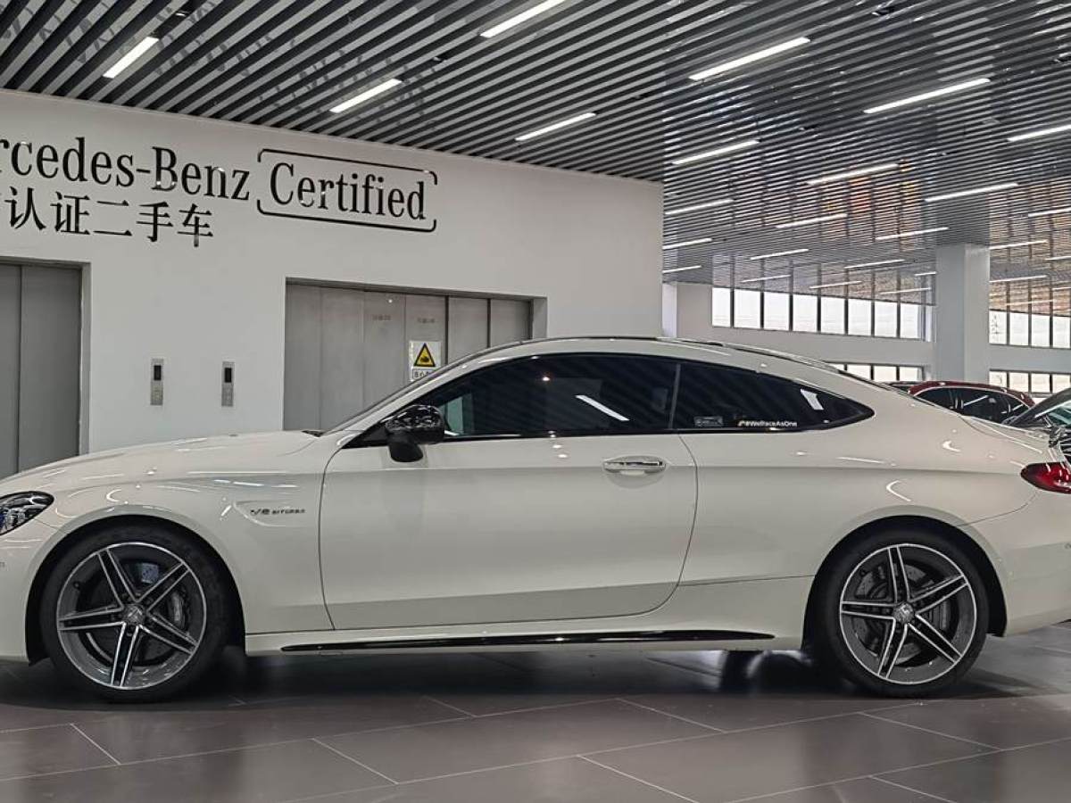 奔馳 奔馳C級AMG  2019款 AMG C 63 轎跑車圖片