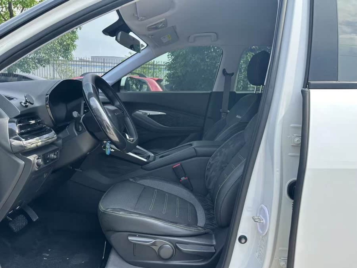 寶駿 寶駿RS-3  2020款 1.5L CVT智能精英型圖片