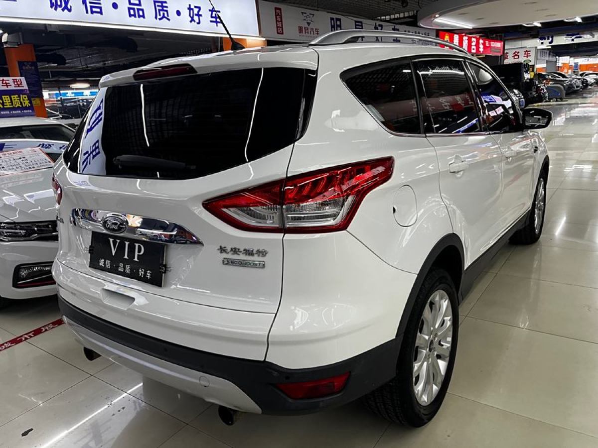 2015年11月福特 翼虎  2015款 1.5L GTDi 兩驅(qū)風(fēng)尚型