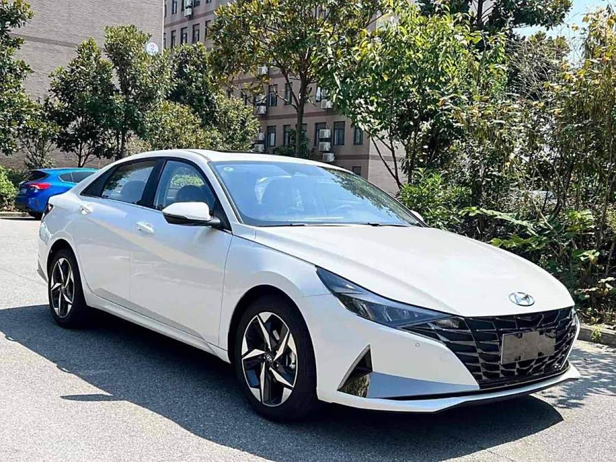 現(xiàn)代 伊蘭特  2022款 1.5L CVT GLS領(lǐng)先版圖片