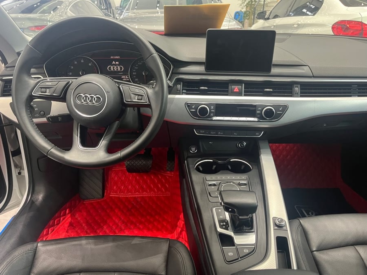 奧迪 奧迪A5  2017款 Sportback 40 TFSI 時(shí)尚型圖片
