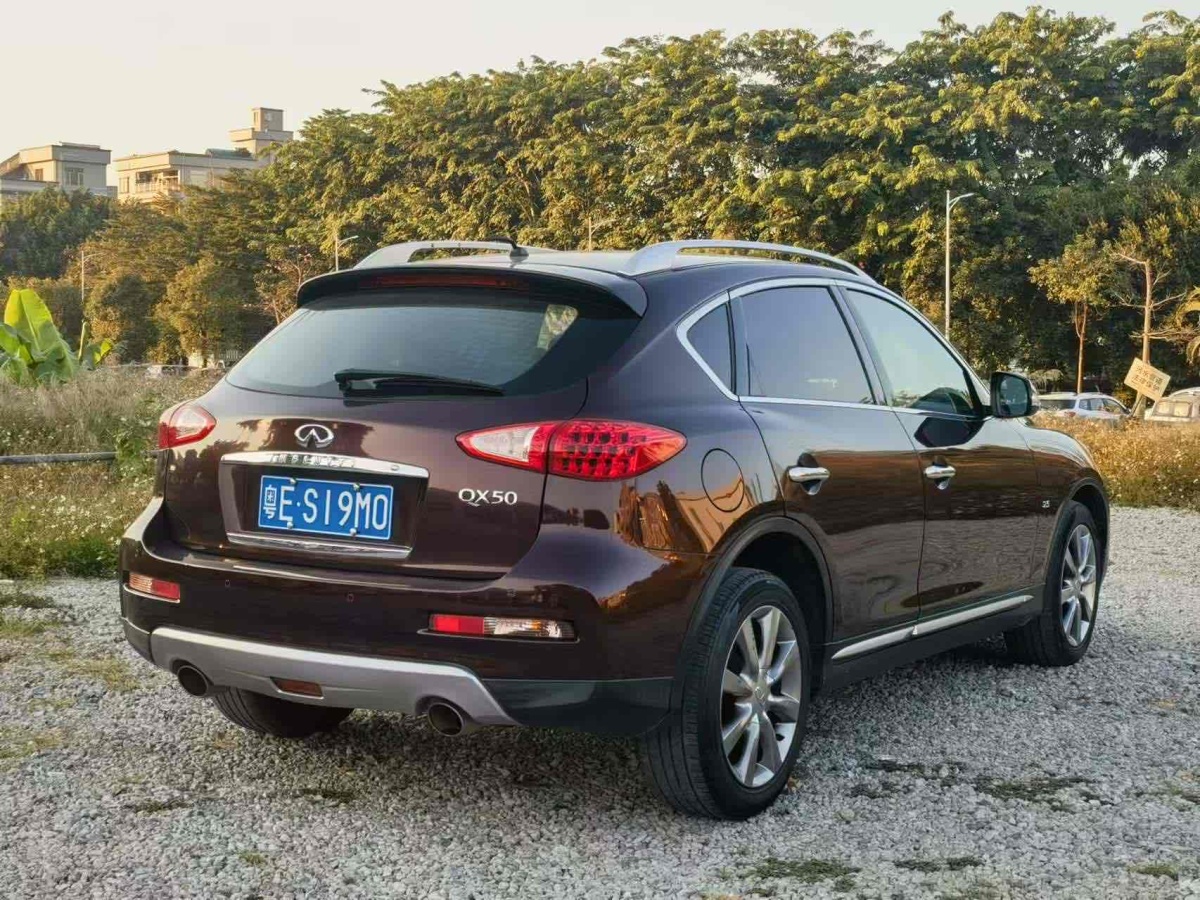 英菲尼迪 QX50  2015款 2.5L 舒適版圖片