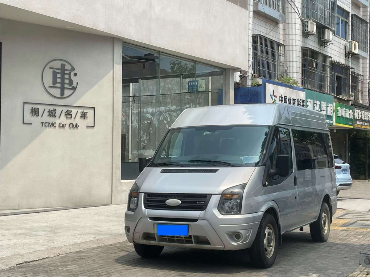 福特 新世代全順  2021款 2.2T Pro 手動(dòng)物流車長(zhǎng)軸后雙胎6/7座中頂國(guó)VI圖片