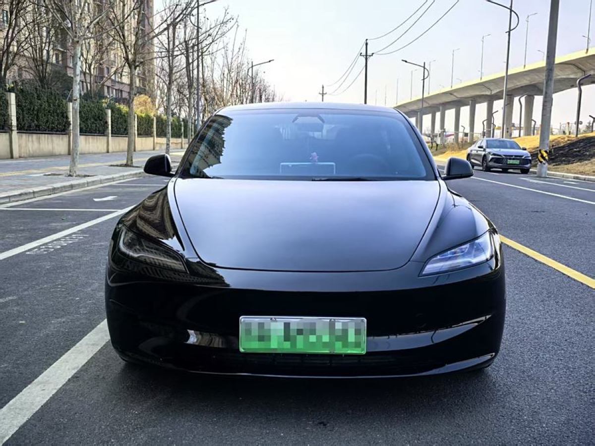 特斯拉 Model Y  2023款 后輪驅(qū)動(dòng)版圖片