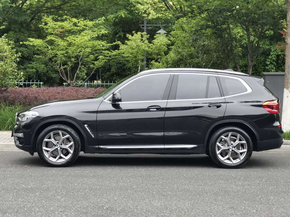 寶馬 寶馬X3  2021款 改款 xDrive28i 豪華套裝圖片