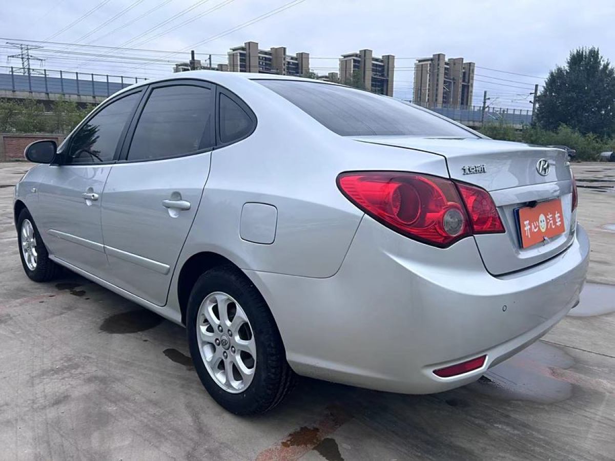 2011年4月現(xiàn)代 悅動  2011款 1.6L 自動舒適型