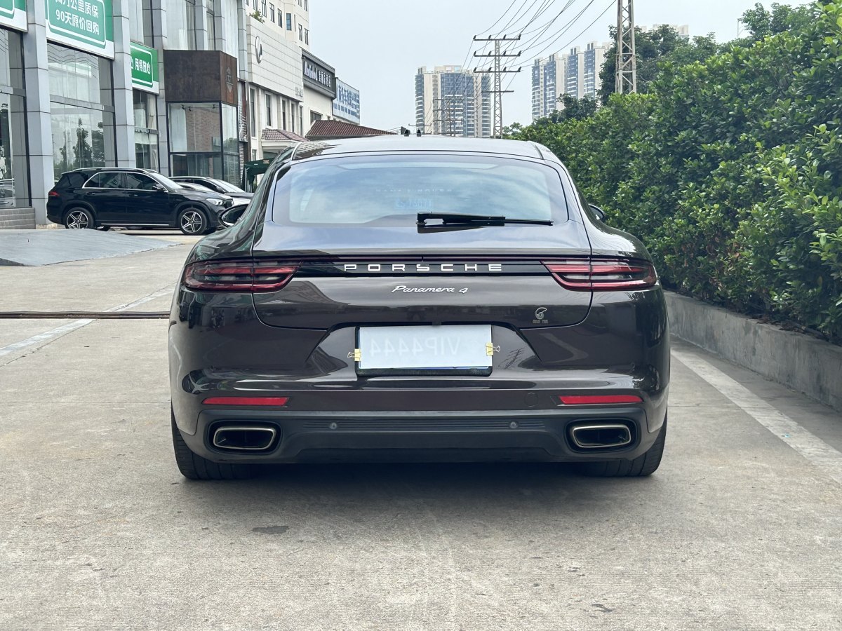 保時(shí)捷 Panamera  2017款 Panamera 行政加長(zhǎng)版 3.0T圖片