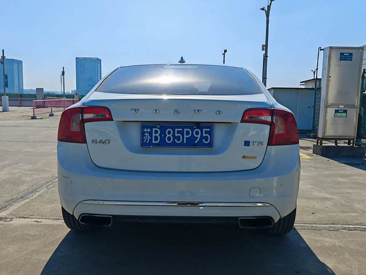 沃爾沃 S60  2015款 L 2.0T T5 智馭版圖片