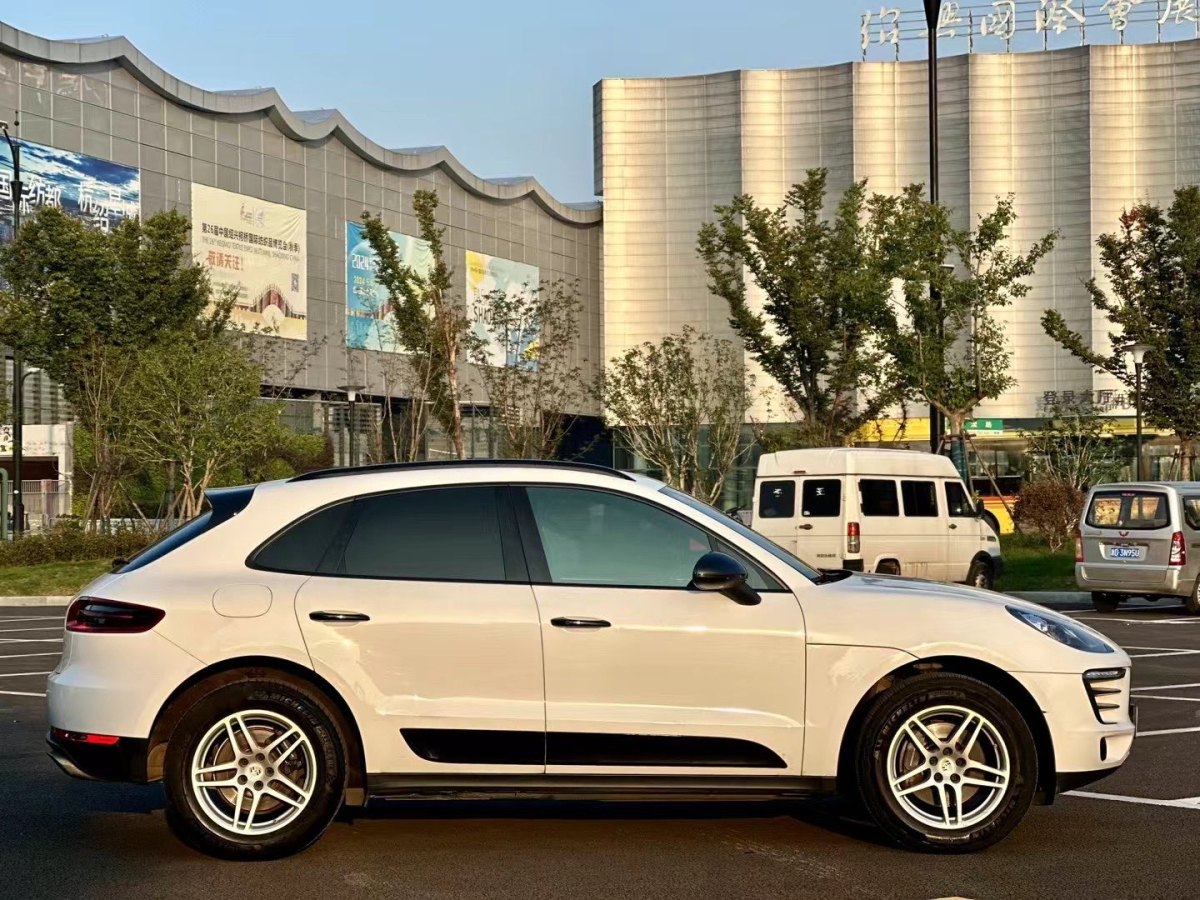 保時(shí)捷 Macan  2017款 Macan 2.0T圖片