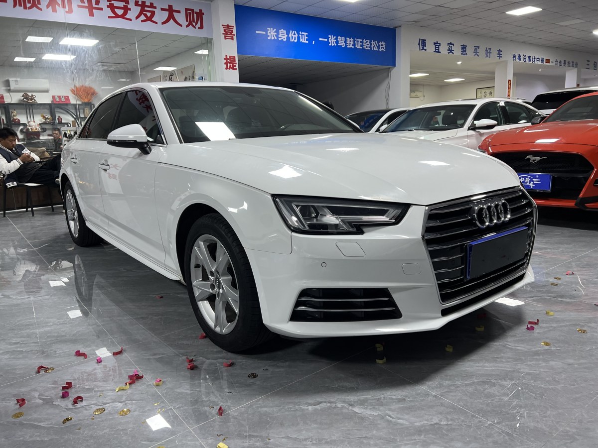 奧迪 奧迪A4L  2018款 30周年年型 40 TFSI 時尚型圖片