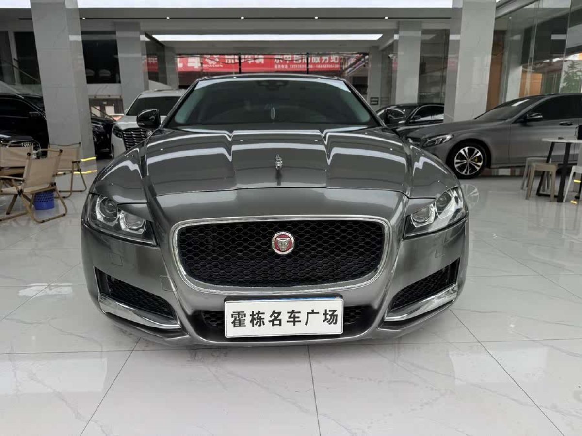捷豹 XFL  2017款 XFL 2.0T 200PS 風(fēng)華版圖片