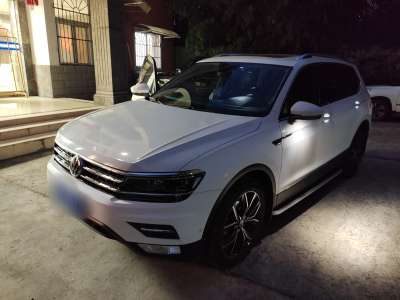 2017年6月 大众 途观L  380TSI 自动四驱至尊旗舰版图片