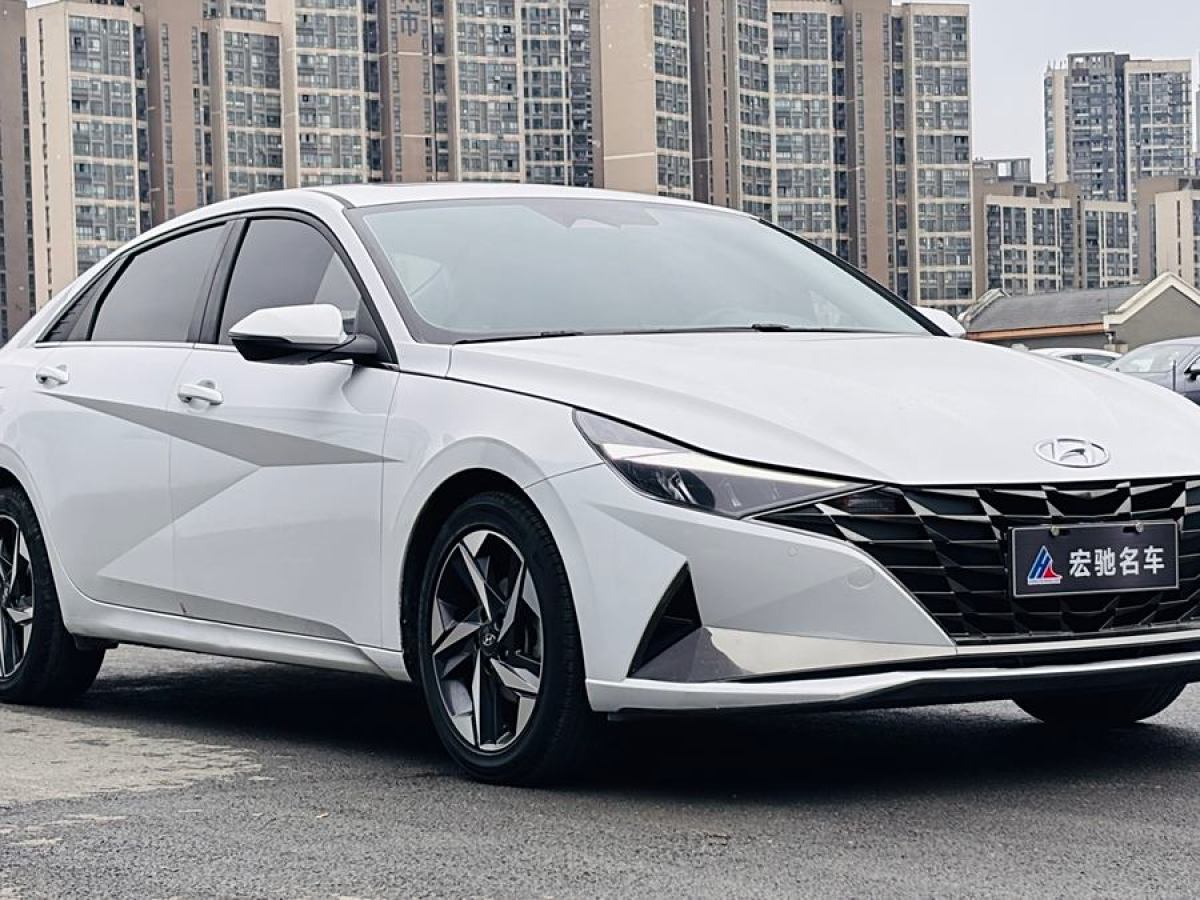 現(xiàn)代 伊蘭特  2022款 1.5L CVT LUX尊貴版圖片