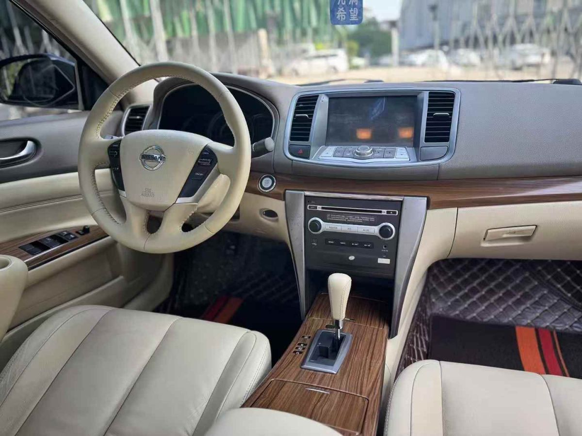 日產(chǎn) 天籟  2011款 2.0L XE標(biāo)準(zhǔn)版圖片