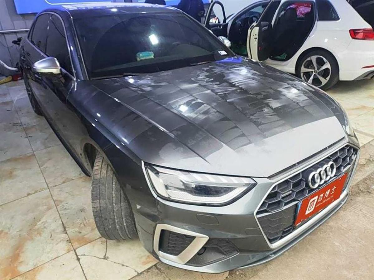 奧迪 奧迪A4L  2020款 45 TFSI quattro 臻選動感型圖片