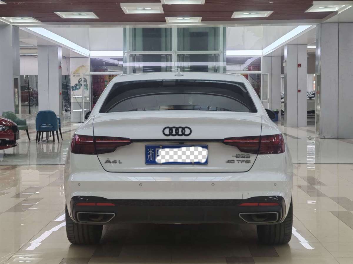 奧迪 奧迪A4L  2022款 40 TFSI 豪華動感型圖片