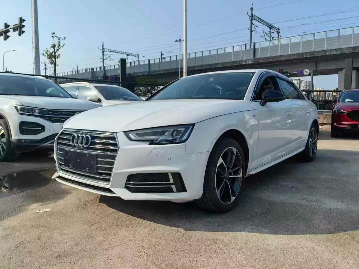 奧迪 奧迪A4L  2019款 35 TFSI 進(jìn)取型 國V圖片