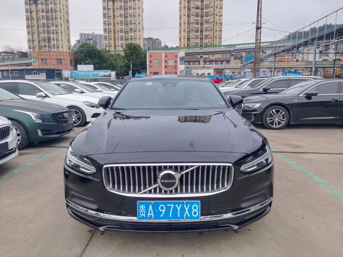 沃爾沃 S90  2022款 B5 智逸豪華版圖片