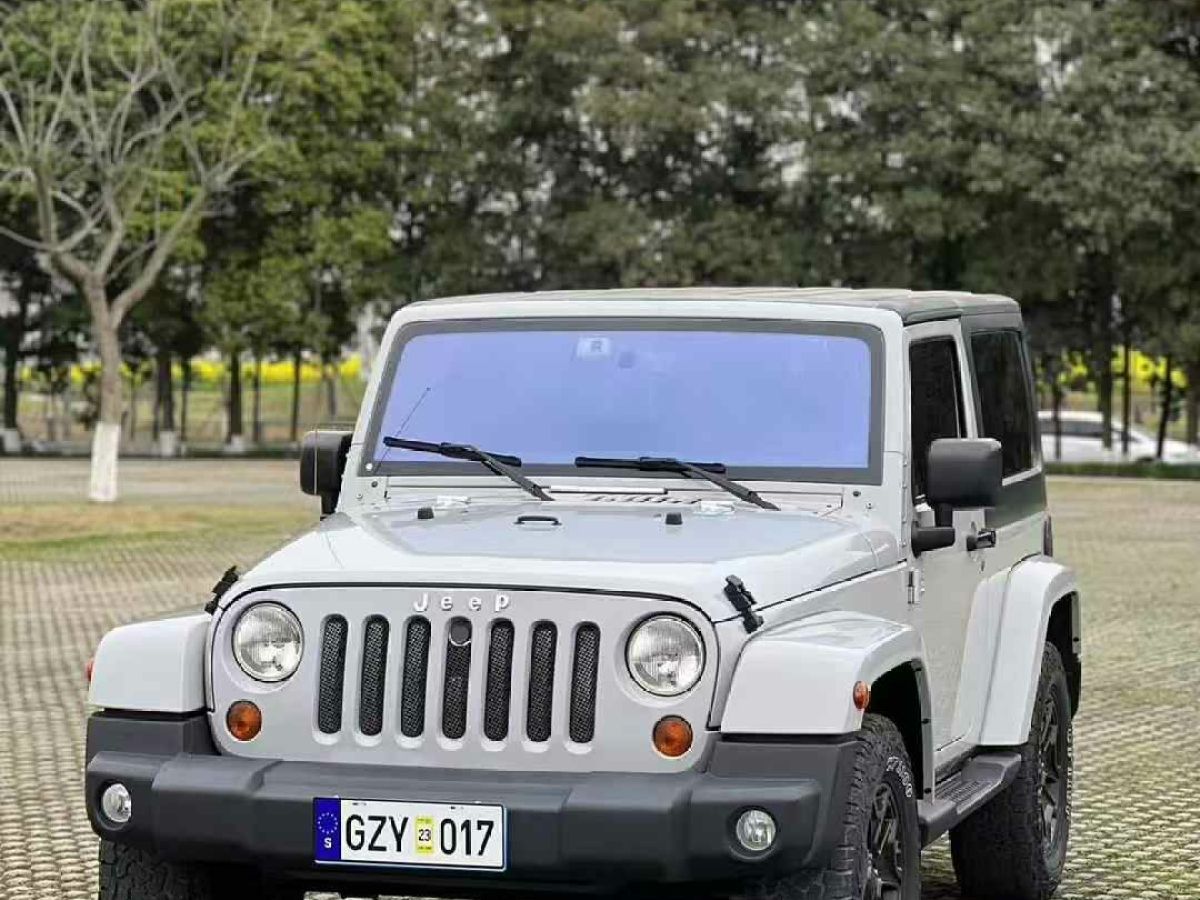 2013年1月Jeep 牧馬人  2013款 3.6L Rubicon 兩門版