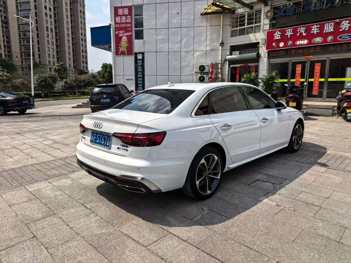 2022年6月奧迪 奧迪A4L  2022款 40 TFSI 時尚動感型