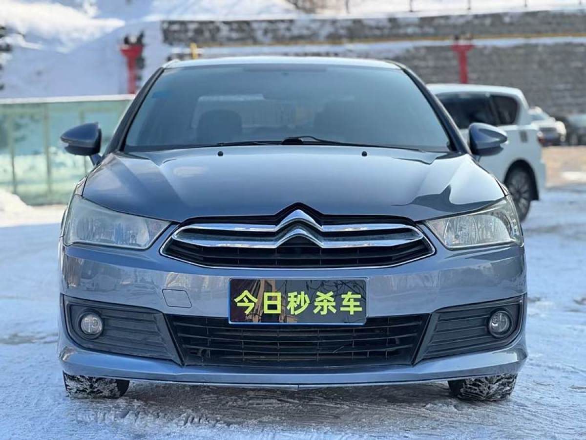 雪鐵龍 世嘉  2013款 三廂 1.6L 自動(dòng)品享型圖片