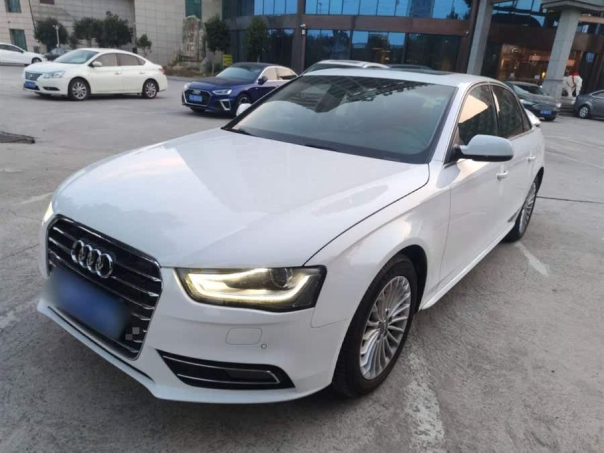 奧迪 奧迪A4L  2013款 35 TFSI 自動技術(shù)型圖片