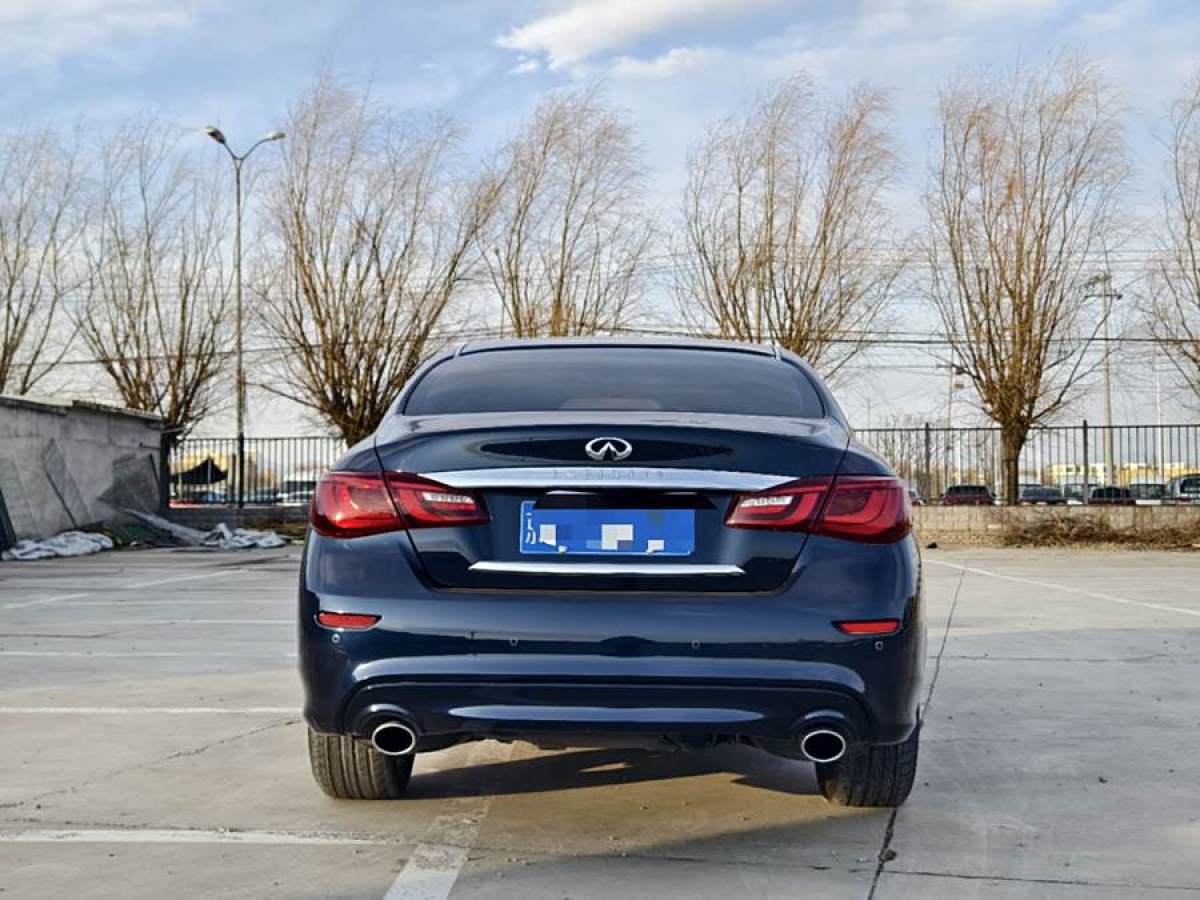 英菲尼迪 Q70  2017款 Q70L 2.5L 精英版圖片