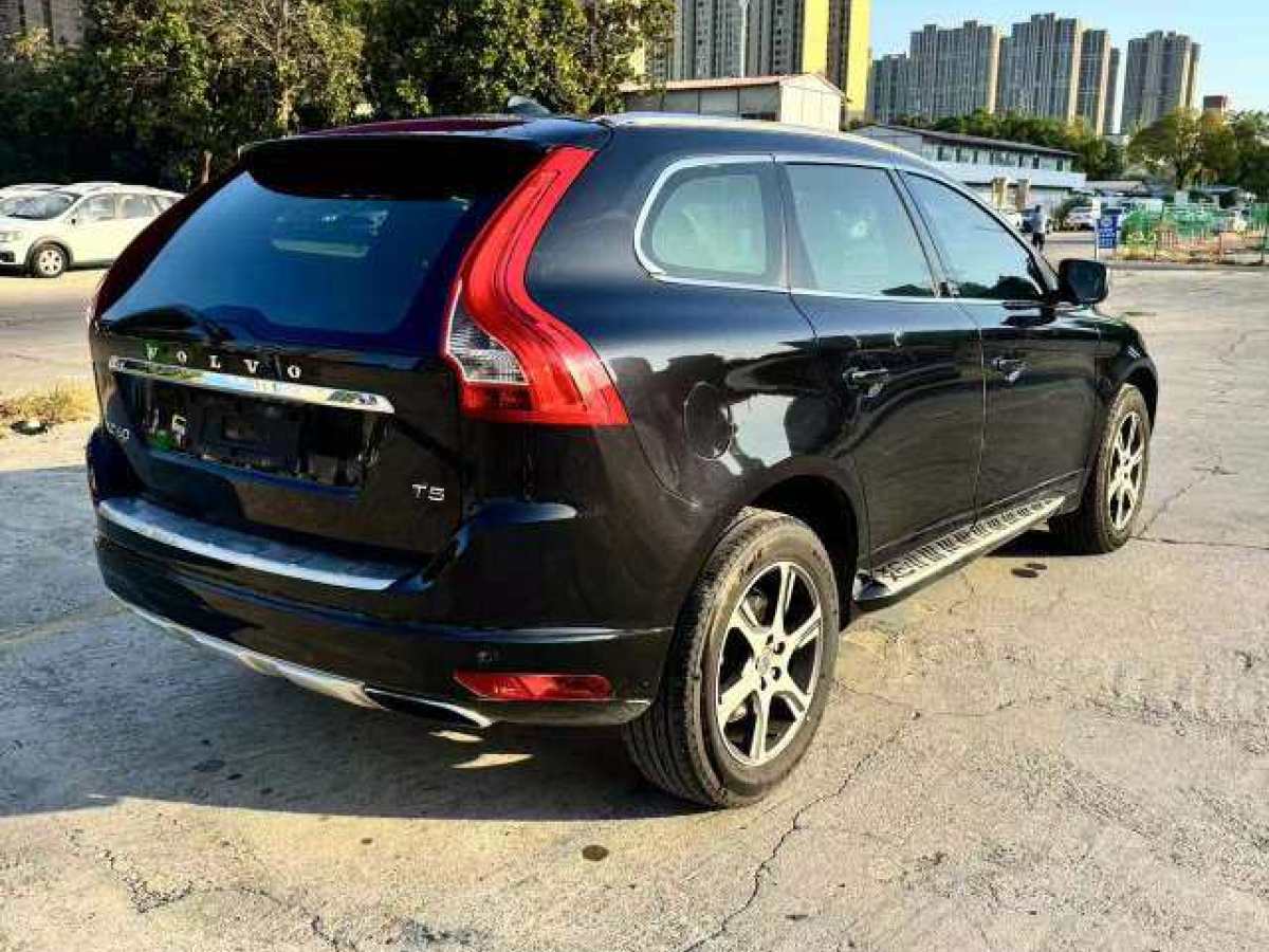 2015年1月沃爾沃 XC60  2015款 T5 智進(jìn)版