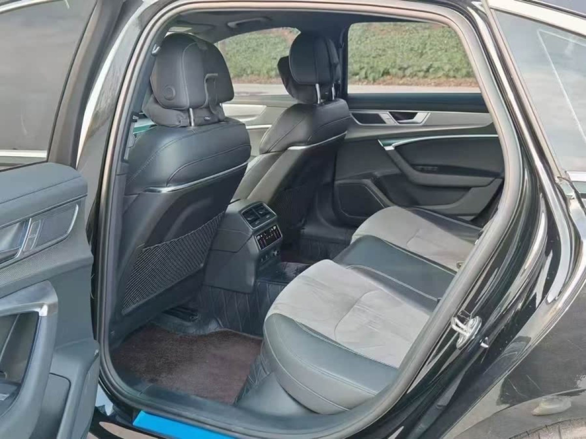 奧迪 奧迪A6L  2024款 45 TFSI quattro 臻選動感型圖片